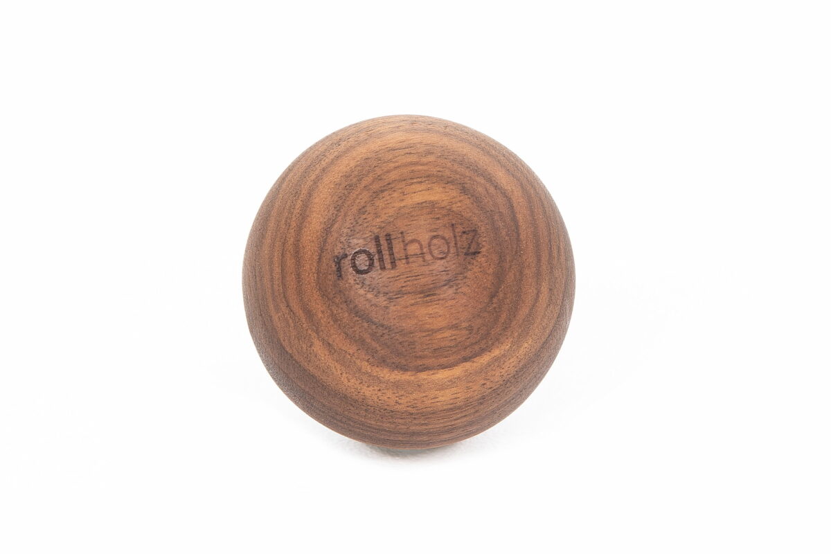 Faszienball aus Holz - rollholz Massagekugel 7 cm Walnuss