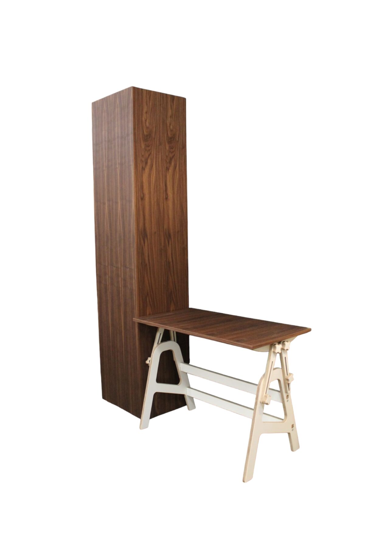 Schrank mit Fitness-Funktion und Seilzugsystem"